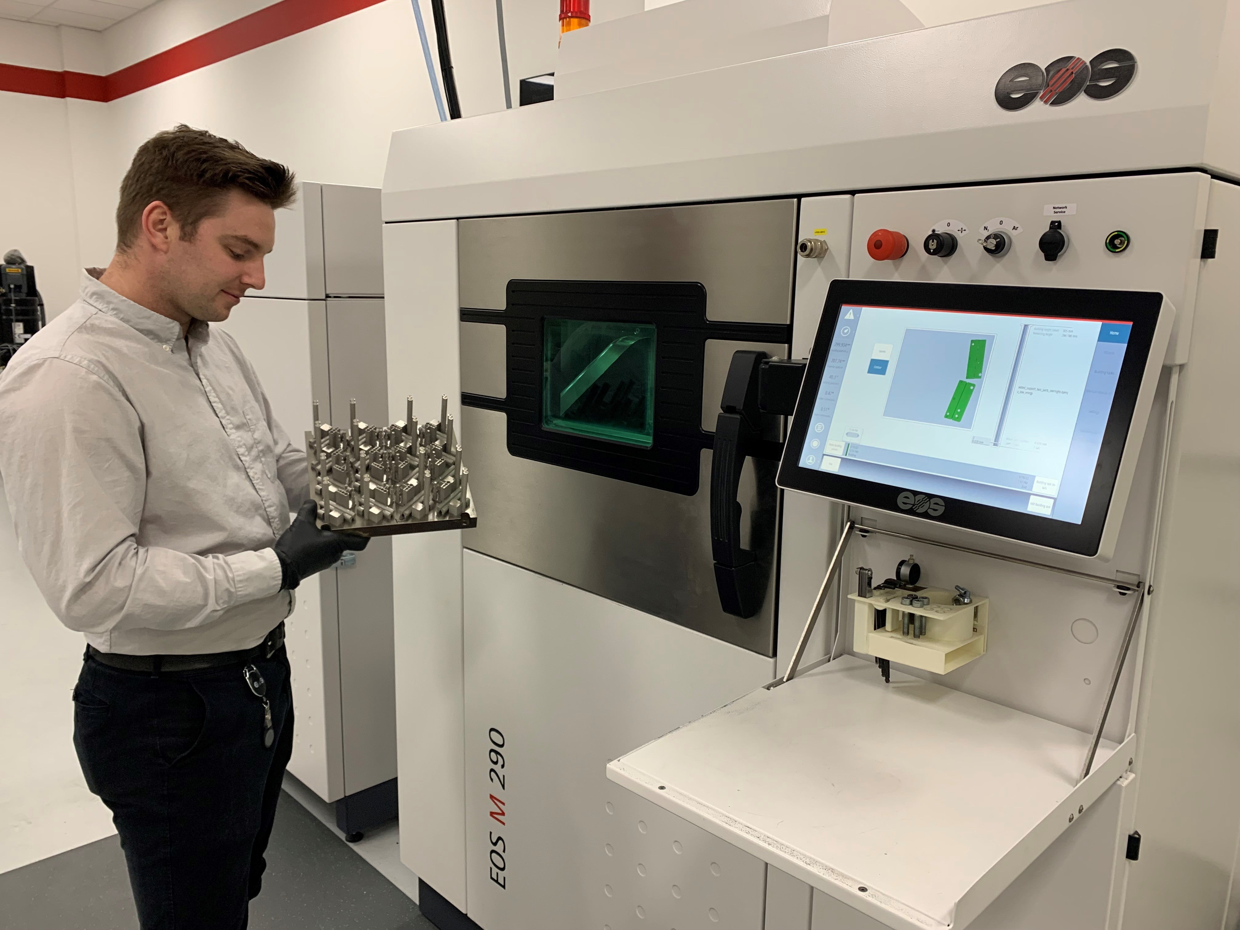 Opérateur de machine ASTM EOS M 290